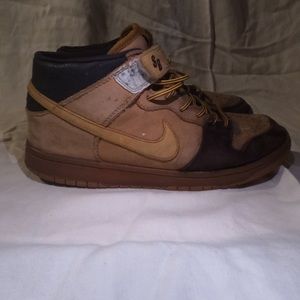 2007 Nike Dunk Mid Pro SB Lewis Marnell